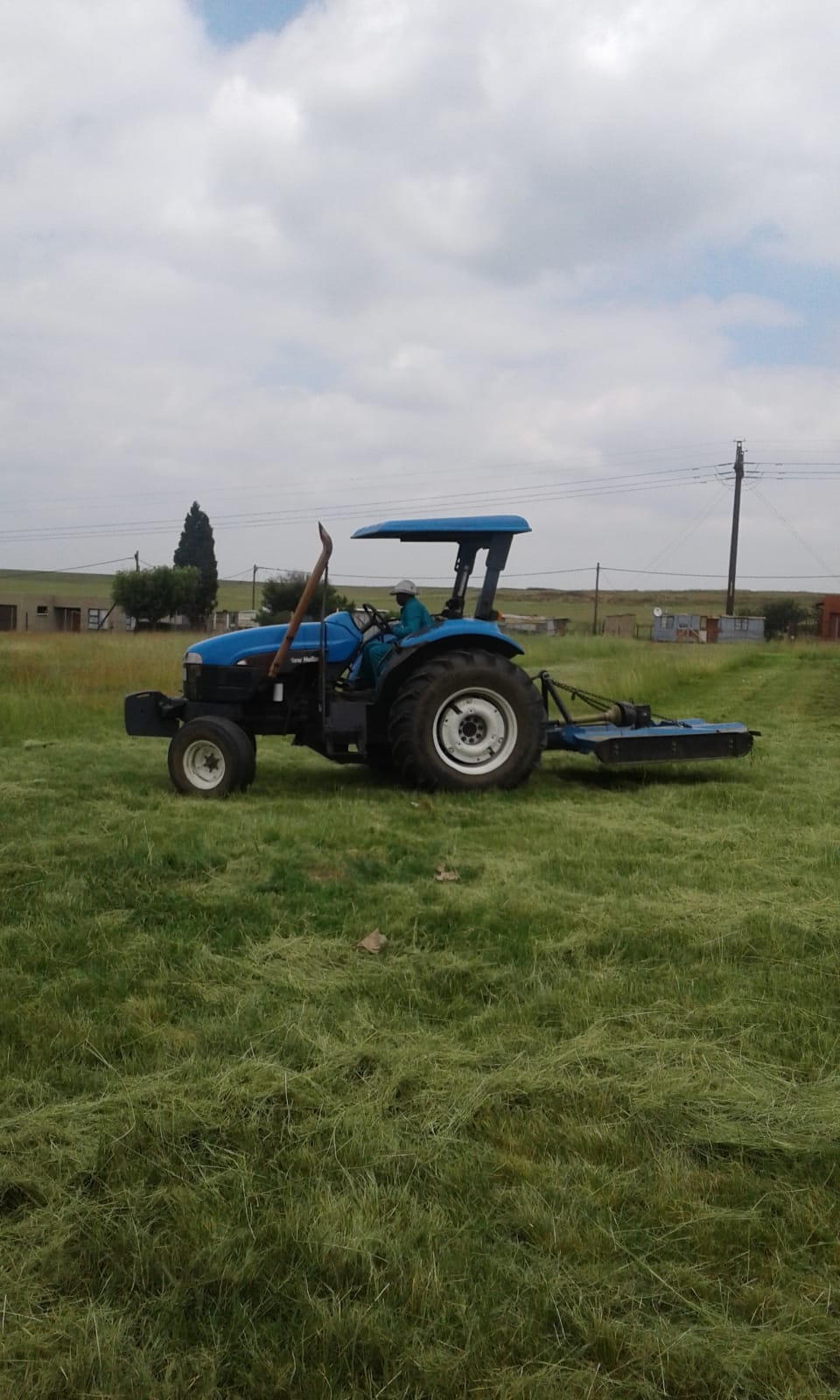 Tractor-Mounted Slashing